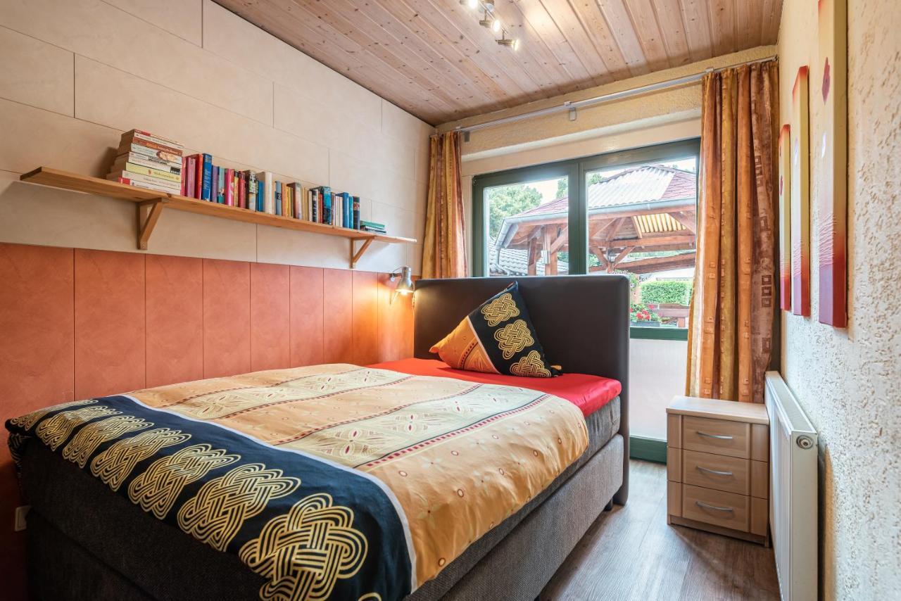 Land-Hotel Zum Schwan, Garni Weilerswist-Metternich, 3 E-Ladestationen, Naehe Phantasialand, Palmenparadies Euskirchen Εξωτερικό φωτογραφία